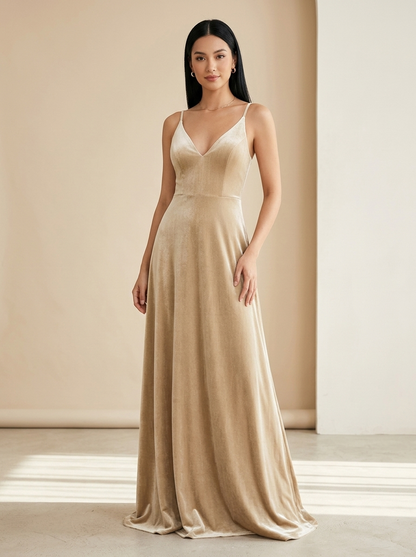 Vestido Aurelia — modelo con el vestido