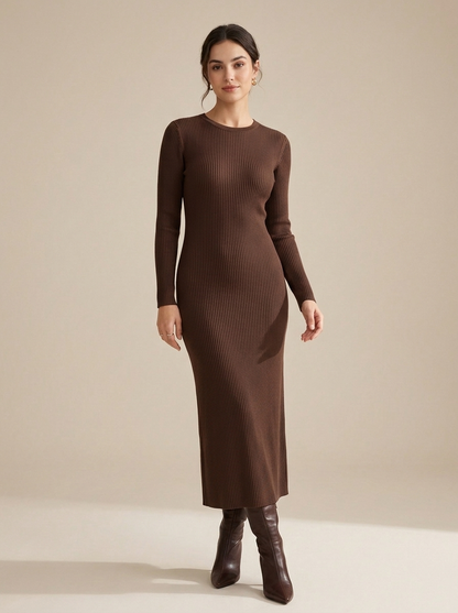 Vestido Rafaela — modelo con el vestido