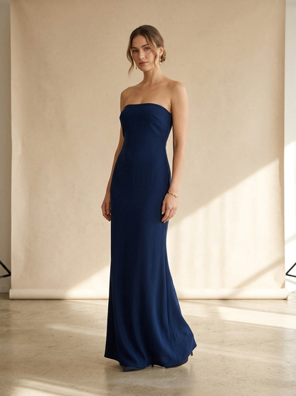 Vestido Liora — modelo con el vestido