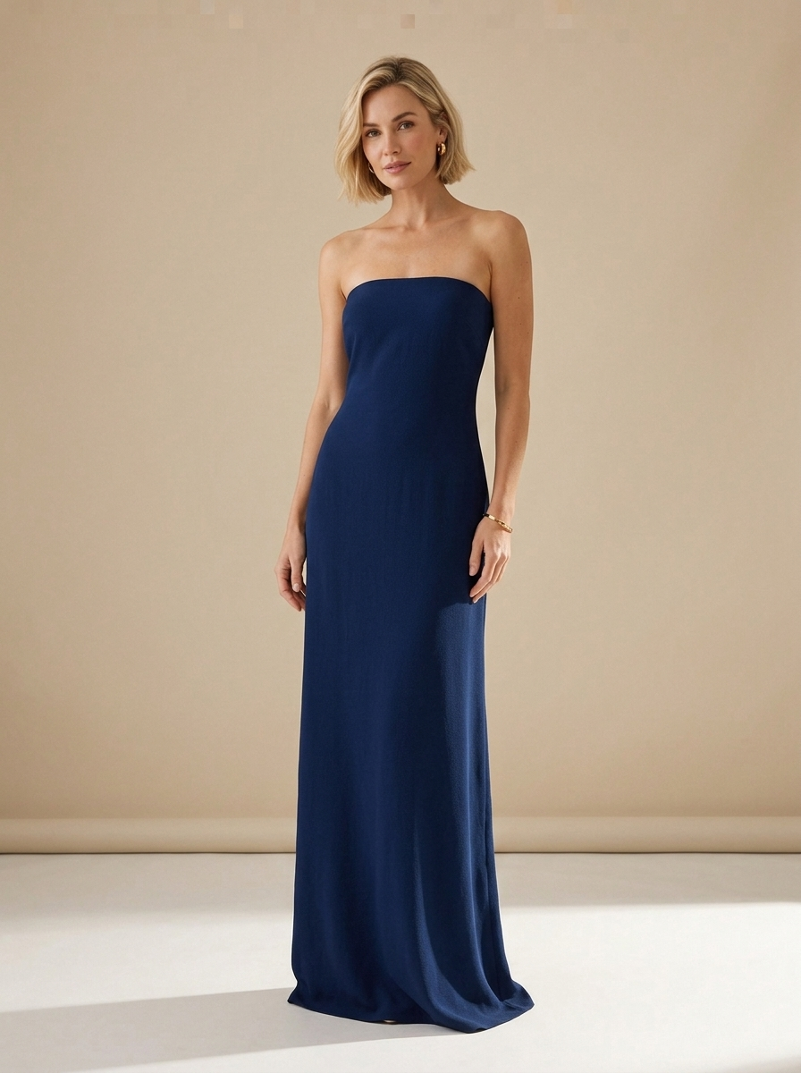 Vestido Allegra — modelo con el vestido
